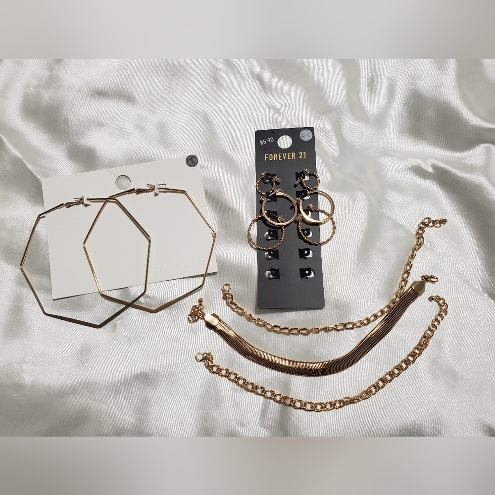 Hoop earrings and bracelets/anklets